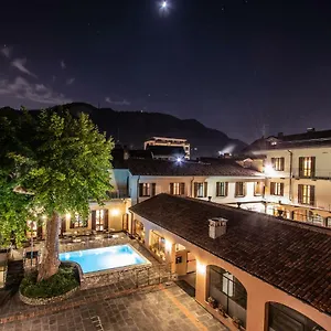 Le Due Corti Italien